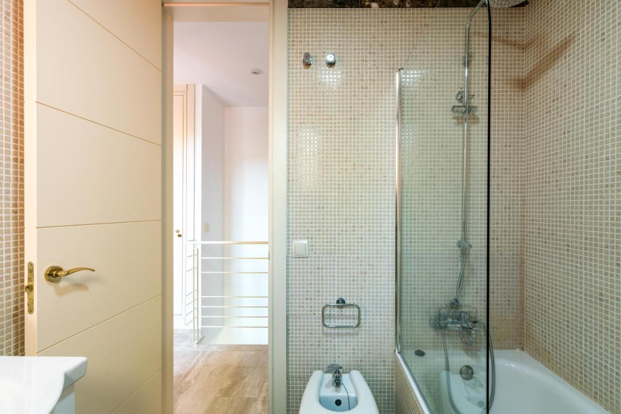Veoapartment Estrella Siviglia Esterno foto