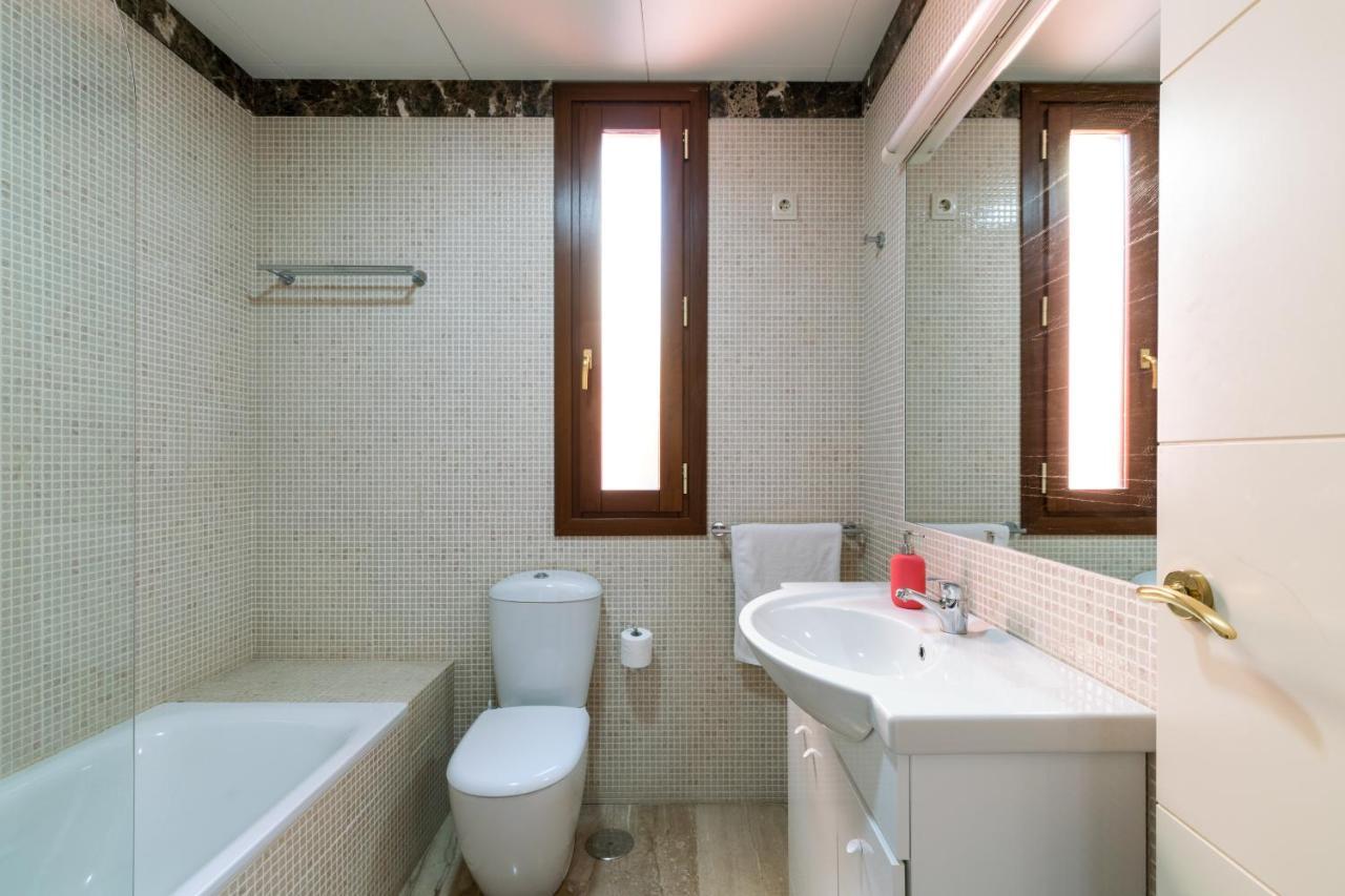 Veoapartment Estrella Siviglia Esterno foto